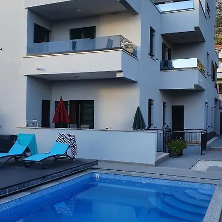Apartments Marina Omiš Exteriör bild