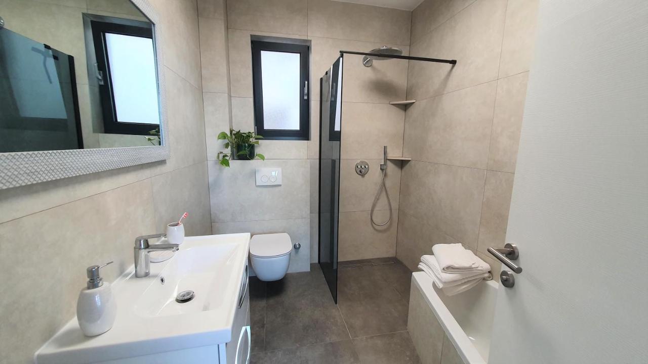 Apartment Marina Omis